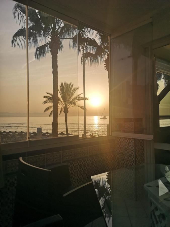 Benalmadena Beachfront Puerto Marina Sunrise Extérieur photo
